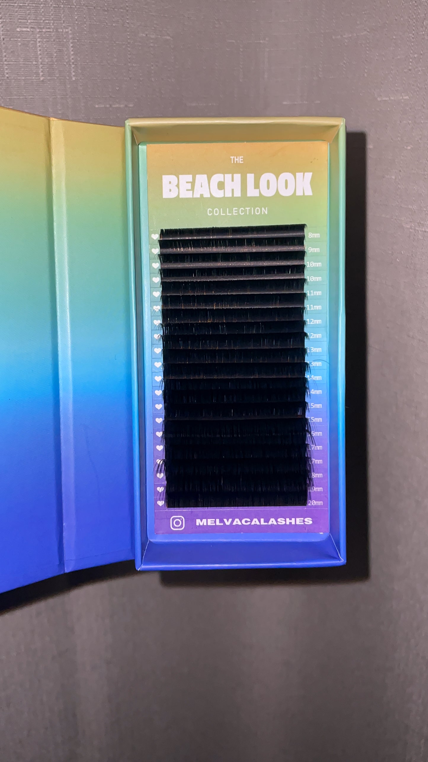 ‘The Beach Look’ Collection Lash Trays